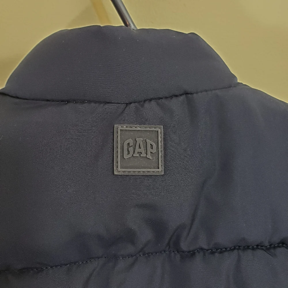 Baby Gap down alternative puffer vest‎ size 2 years